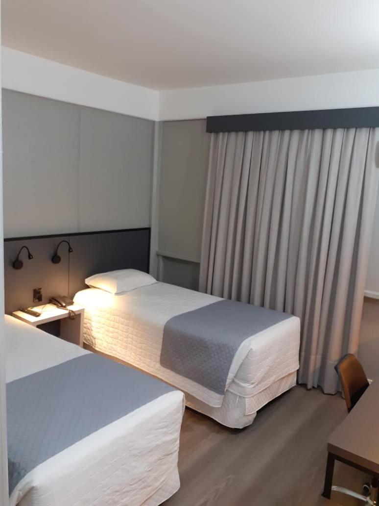 Le Canard Hotel 3*